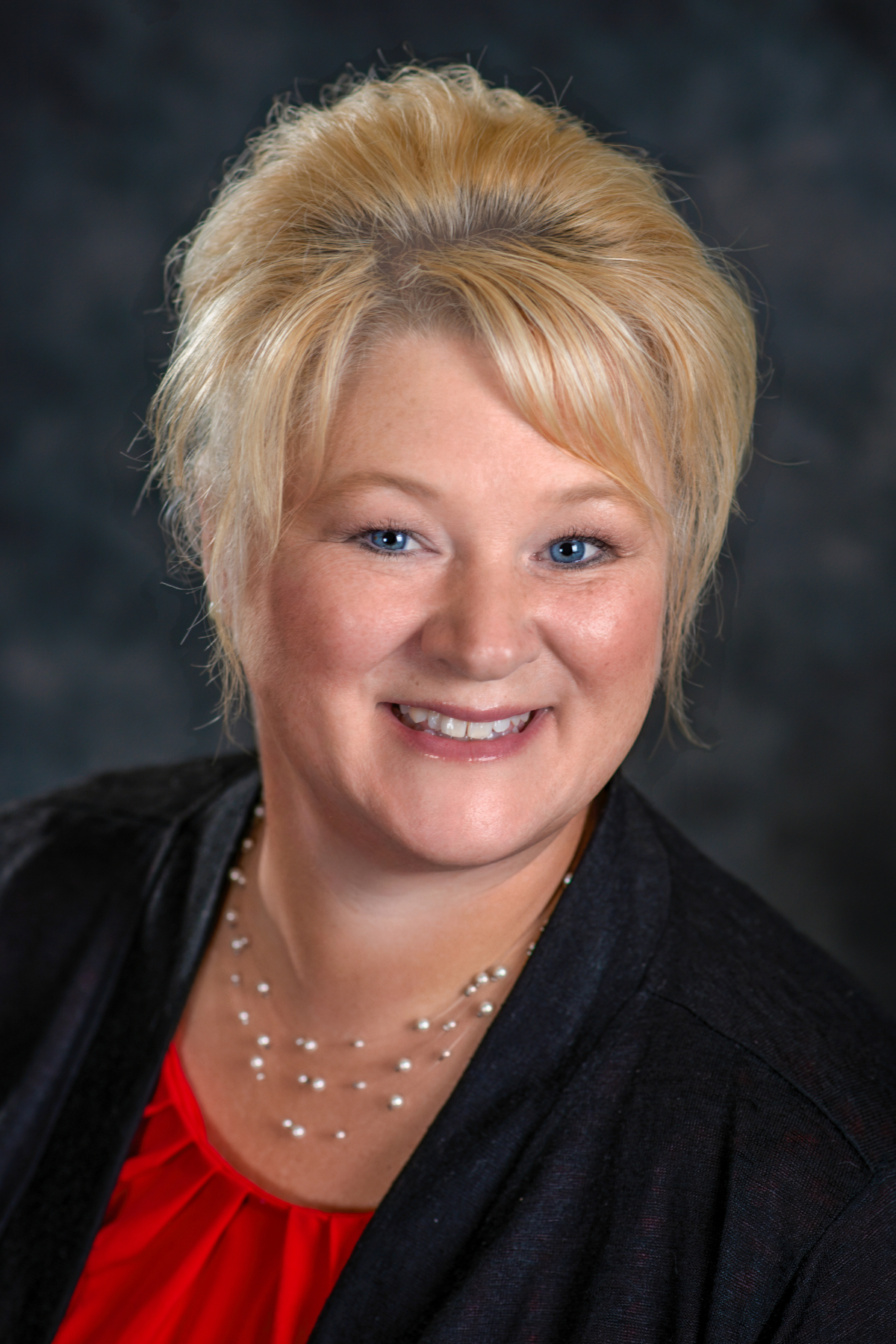 Headshot of Shelly Springborn